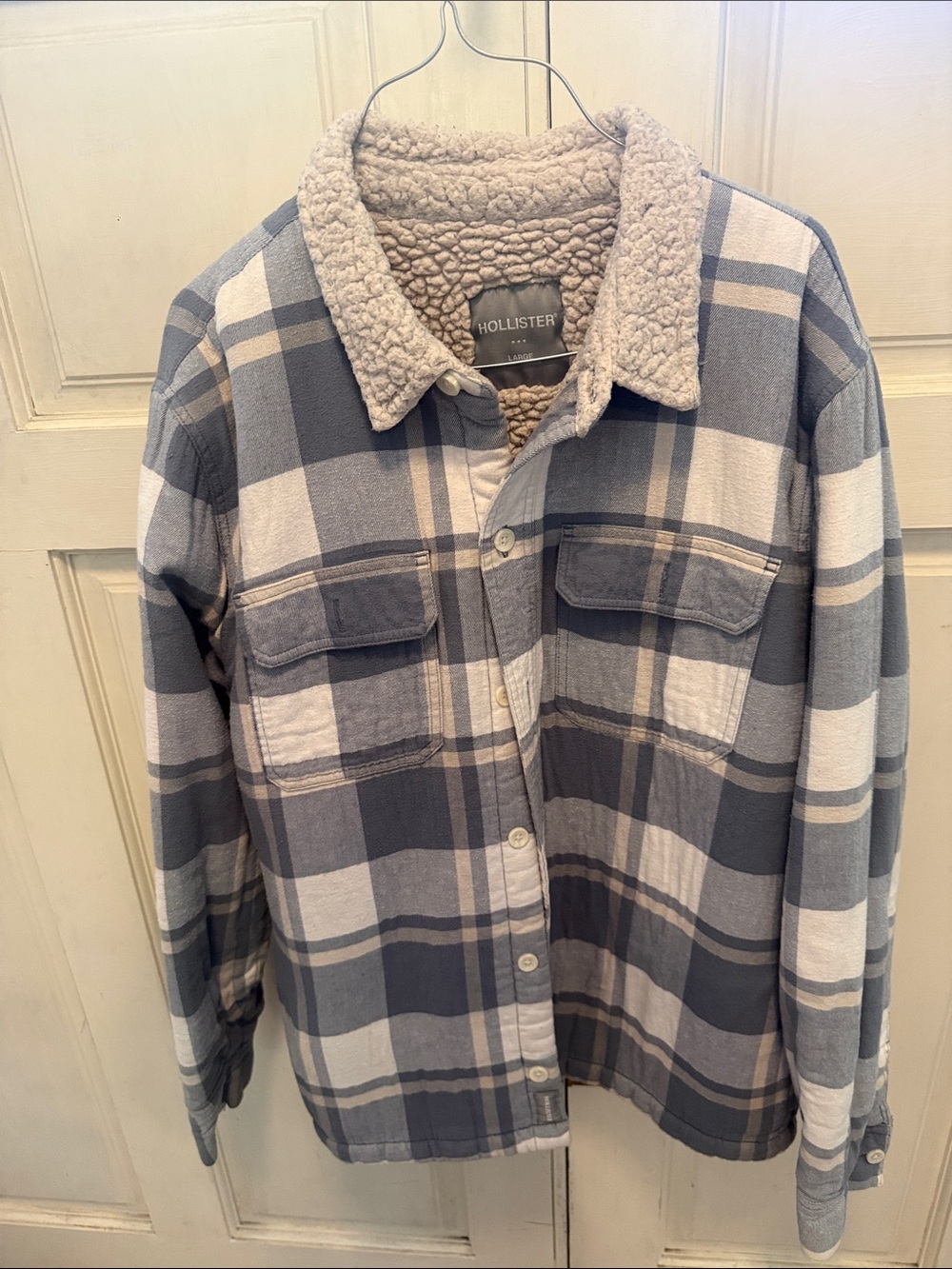 Hollister Men's Blue and White Plaid Sherpa-Lined Button Shirt